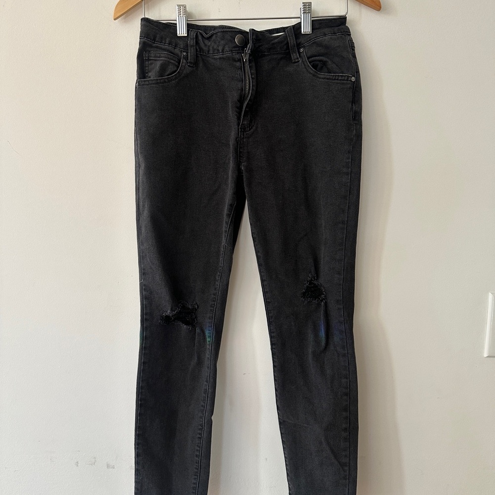 Women's Black Distressed Jeans